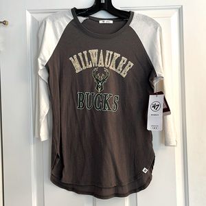 NWT Milwaukee Bucks 3/4 Length Sleeve Top